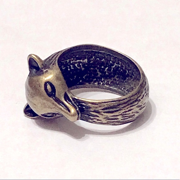 Ring - Picture 1 of 8